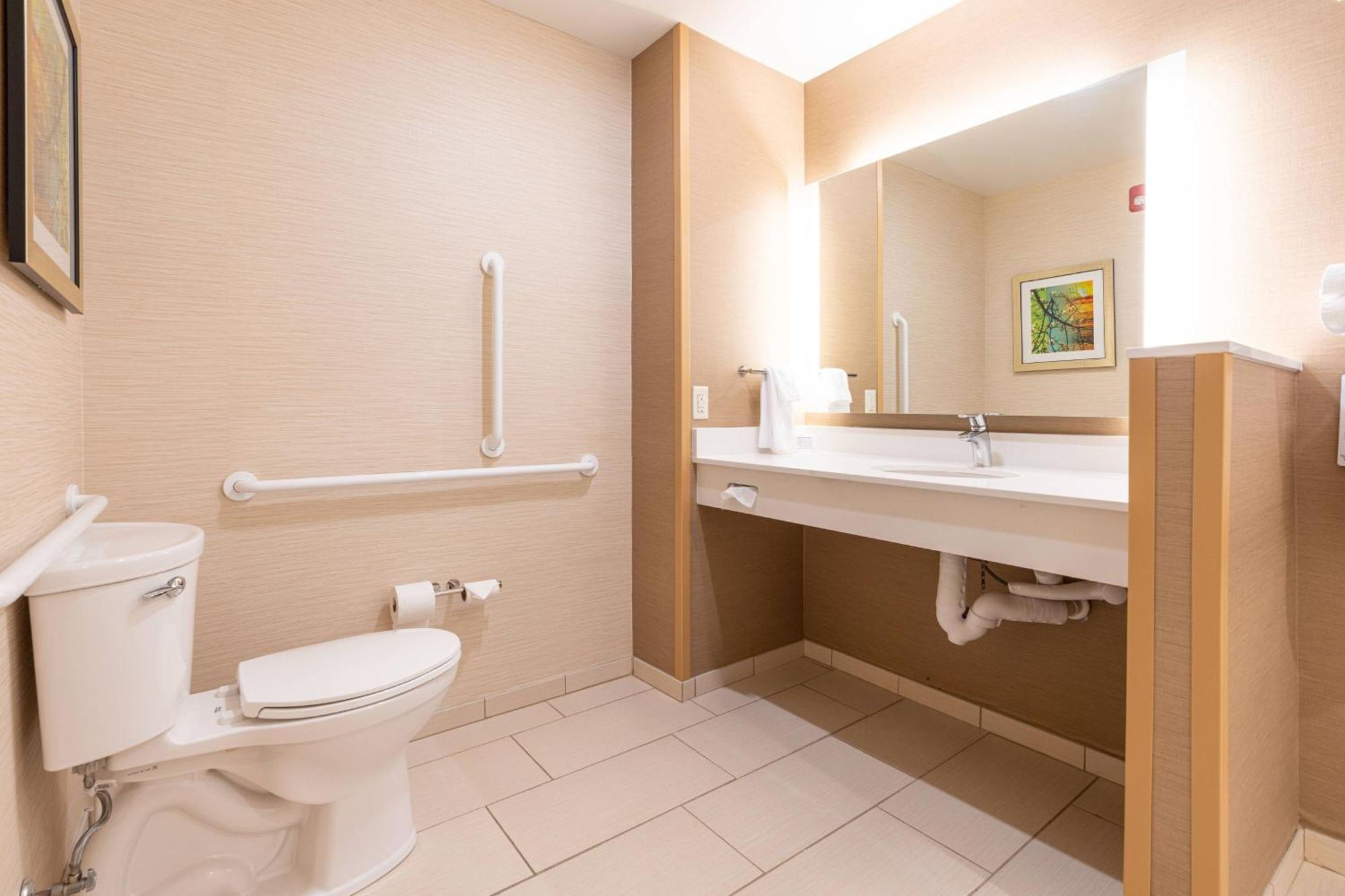Fairfield & By Marriott Hotel Somerset