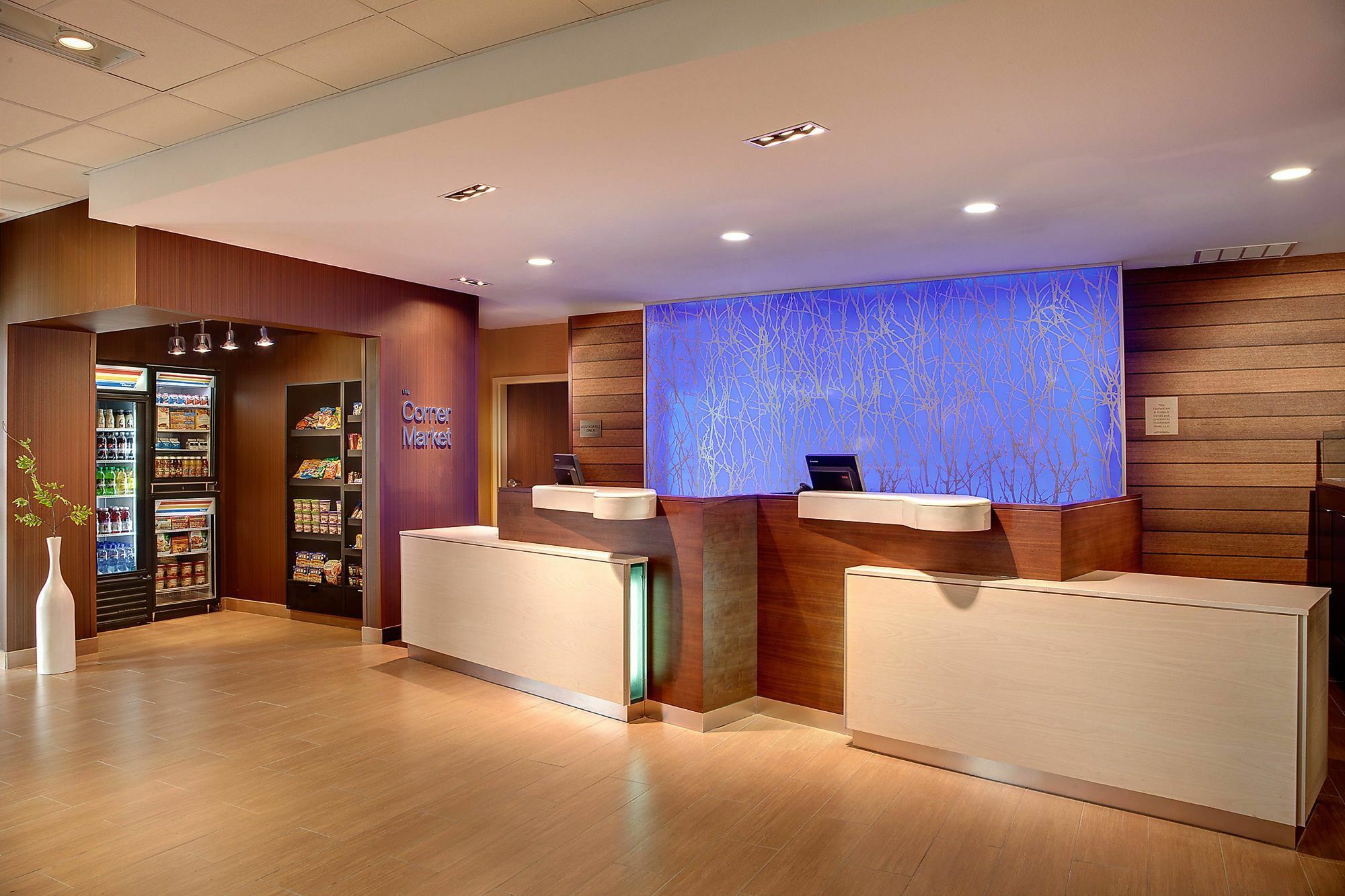 Hotel Fairfield & By Marriott